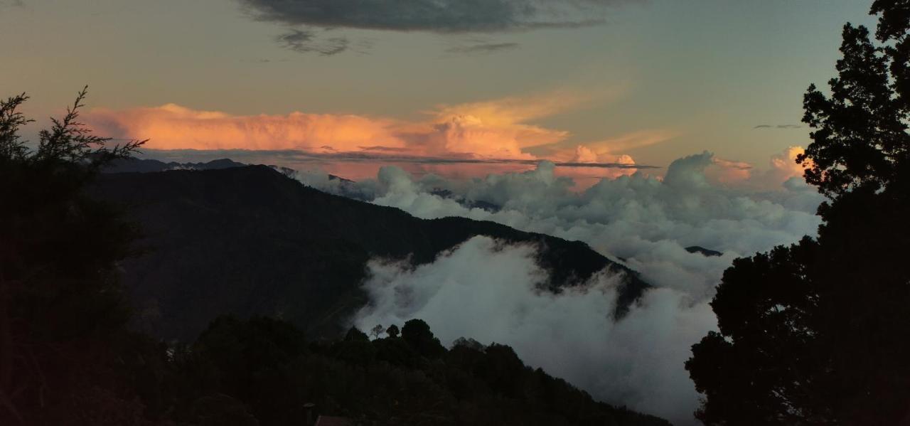 Glamping Jaulares Mountain Hotel Rivas Exterior foto